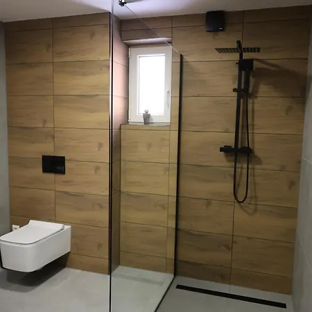 Greywood Apartment Vitanova